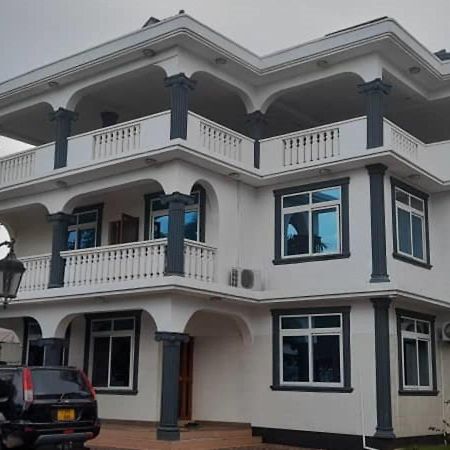 Luxury Beach Villa Inn Dar es Salaam Extérieur photo